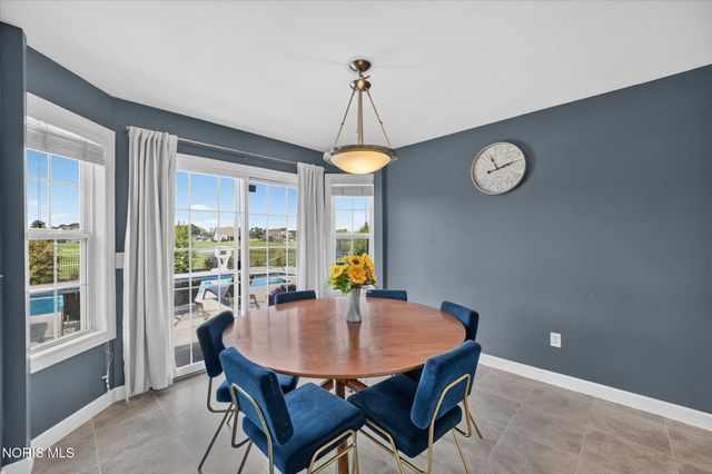 1609 Grand Bay Drive, Oregon, OH 43616