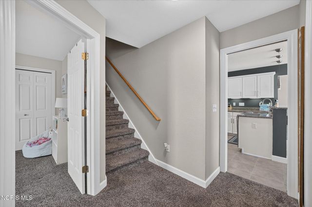 1609 Grand Bay Drive, Oregon, OH 43616