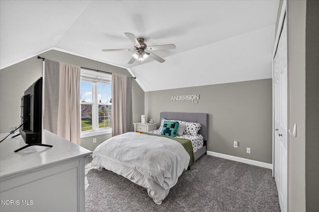 1609 Grand Bay Drive, Oregon, OH 43616