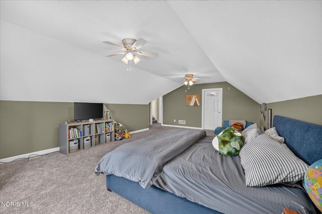 1609 Grand Bay Drive, Oregon, OH 43616