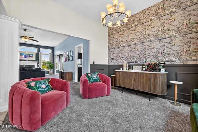 1609 Grand Bay Drive, Oregon, OH 43616