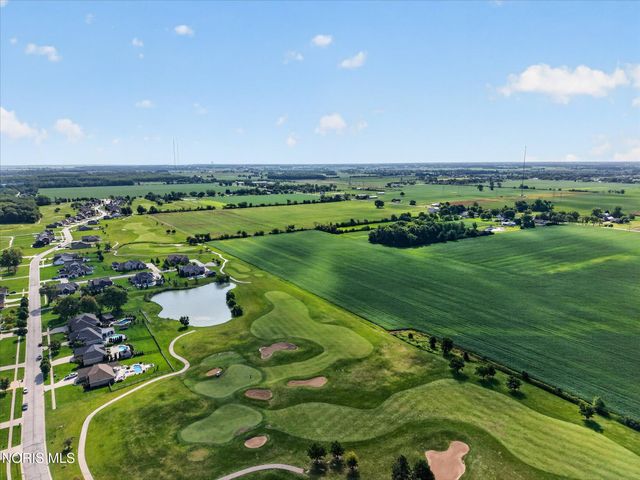 1609 Grand Bay Drive, Oregon, OH 43616