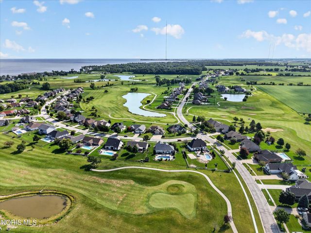 1609 Grand Bay Drive, Oregon, OH 43616