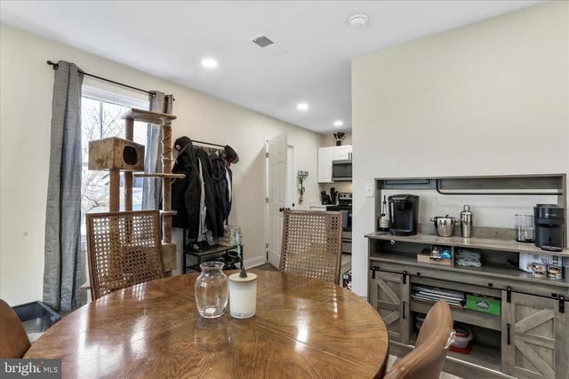 8118 MAPLEVILLE RD, Boonsboro, MD 21713