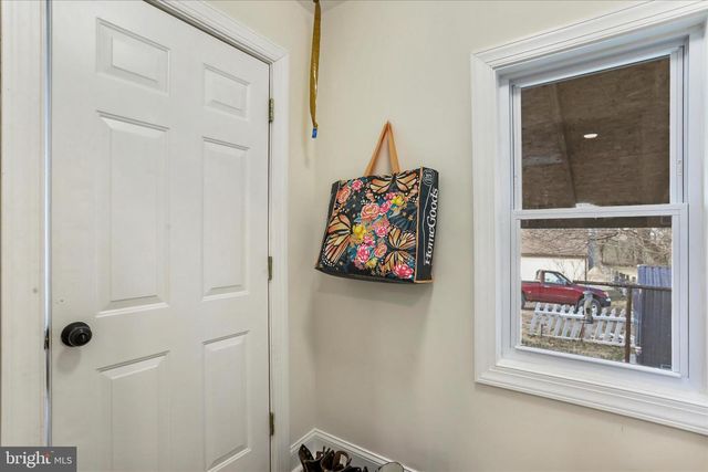 8118 MAPLEVILLE RD, Boonsboro, MD 21713