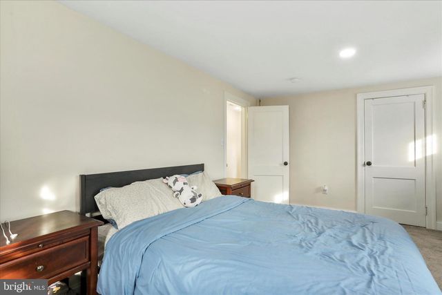 8118 MAPLEVILLE RD, Boonsboro, MD 21713