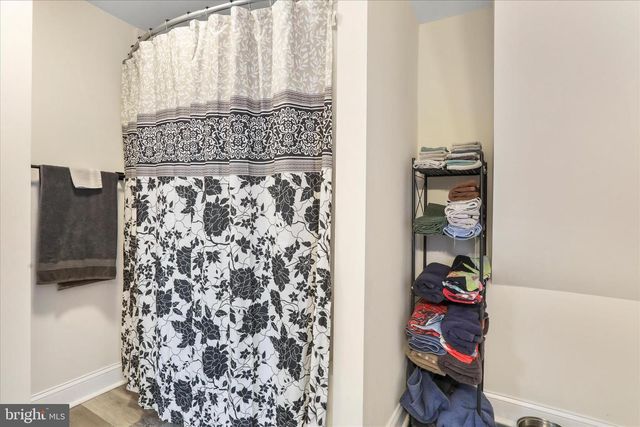 8118 MAPLEVILLE RD, Boonsboro, MD 21713