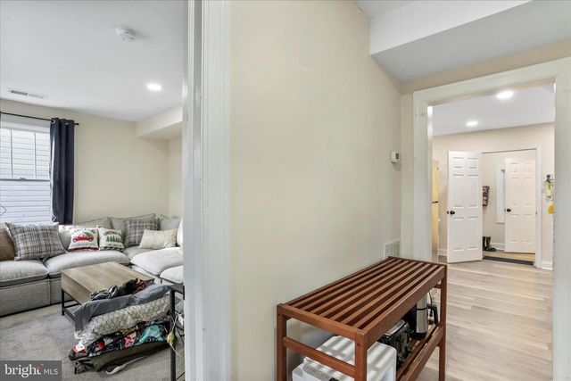 8118 MAPLEVILLE RD, Boonsboro, MD 21713