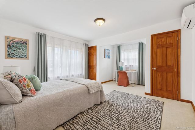 2934 161st Street, Flushing, NY 11358