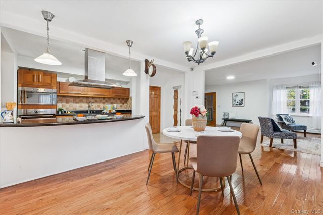 2934 161st Street, Flushing, NY 11358