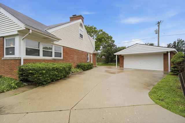 114 N Lancaster Street, Mount Prospect, IL 60056