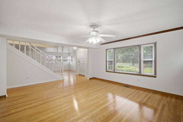 114 N Lancaster Street, Mount Prospect, IL 60056