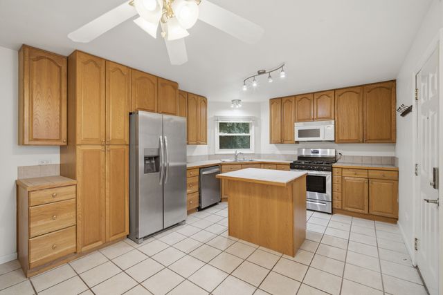 114 N Lancaster Street, Mount Prospect, IL 60056