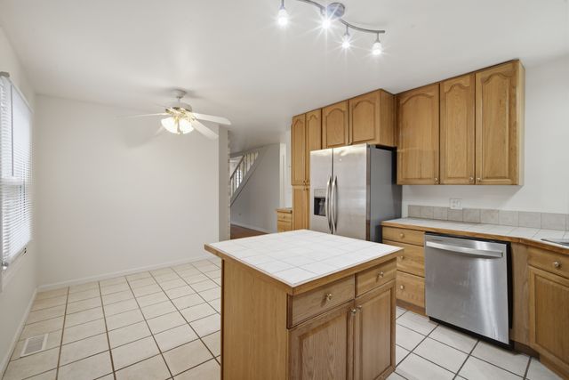 114 N Lancaster Street, Mount Prospect, IL 60056