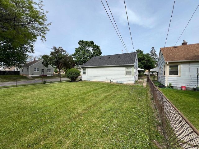 5279 N 44th STREET, Milwaukee, WI 53218