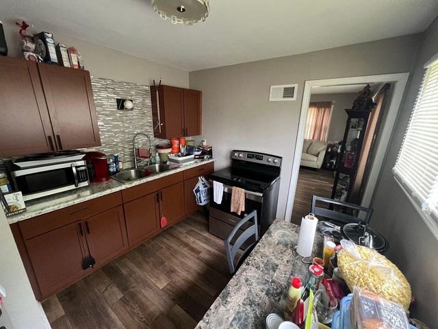 5279 N 44th STREET, Milwaukee, WI 53218