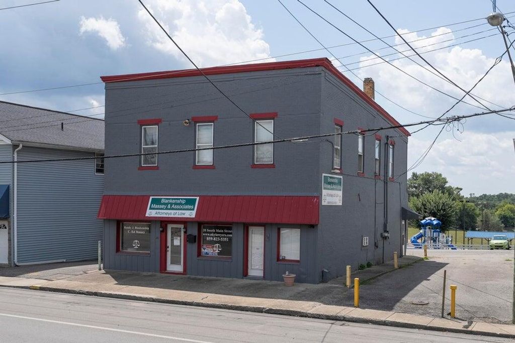20 S MAIN Street S, Dry Ridge, KY 41035