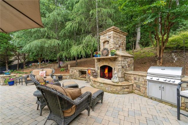 5190 Estate View Trace, Suwanee, GA 30024