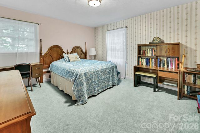 28 Glenview Road, Asheville, NC 28804