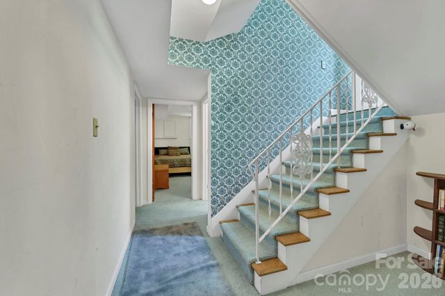 28 Glenview Road, Asheville, NC 28804