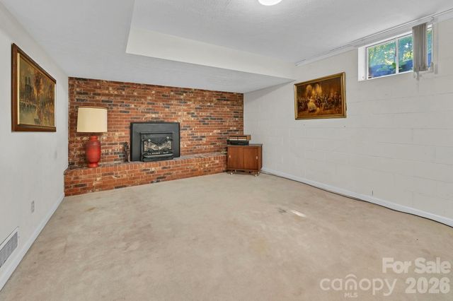 28 Glenview Road, Asheville, NC 28804