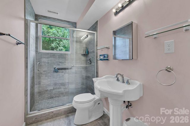 28 Glenview Road, Asheville, NC 28804