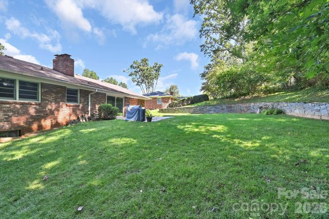 28 Glenview Road, Asheville, NC 28804