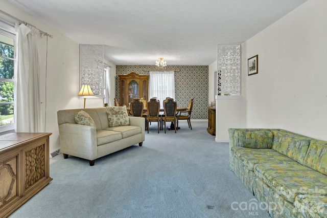 28 Glenview Road, Asheville, NC 28804