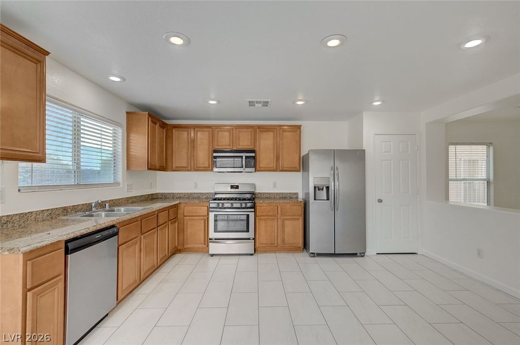5672 Park City Avenue, Las Vegas, NV 89122 — photo 4
