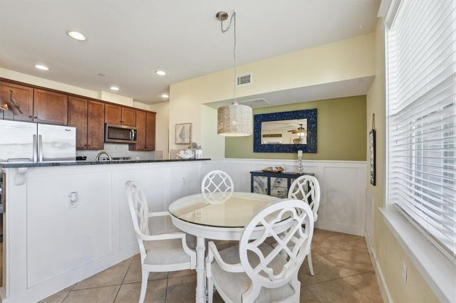 26934 Bay Water Drive 102, Galveston, TX 77554