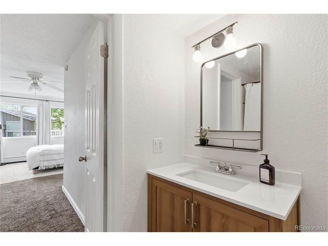 857 S Van Gordon Ct C105, Lakewood, CO 80228