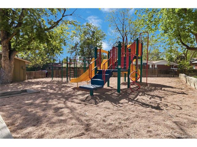 857 S Van Gordon Ct C105, Lakewood, CO 80228