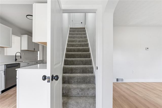 2725 Stonequarry Road, Vandalia, OH 45414