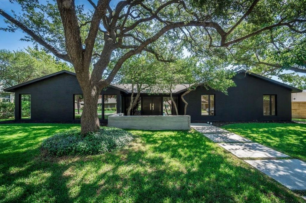 4071 Crown Shore Drive, Dallas, TX 75244