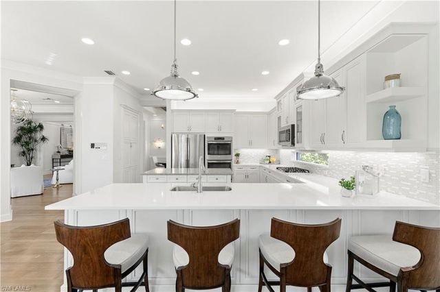 28340 Turin CT, Bonita Springs, FL 34135