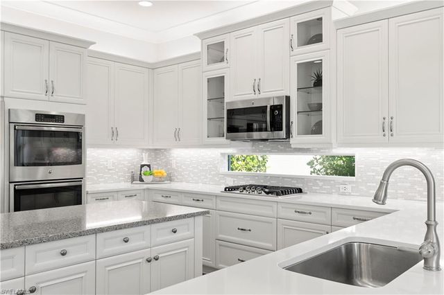 28340 Turin CT, Bonita Springs, FL 34135