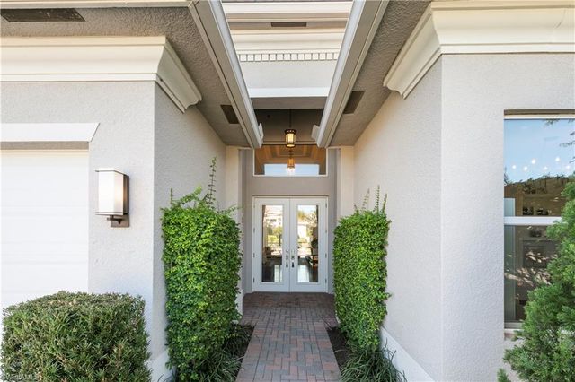 28340 Turin CT, Bonita Springs, FL 34135