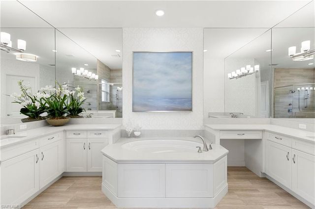 28340 Turin CT, Bonita Springs, FL 34135