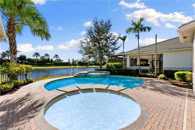 28340 Turin CT, Bonita Springs, FL 34135