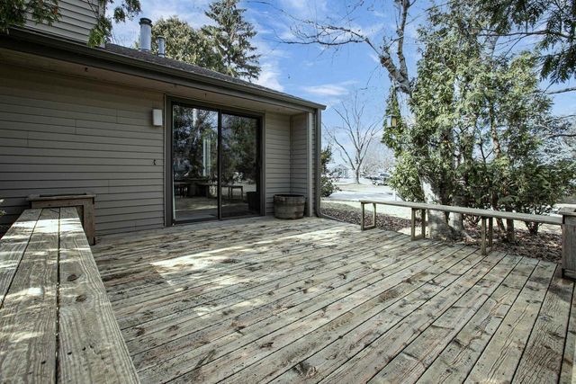 2916 N RANKIN STREET, Appleton, WI 54911