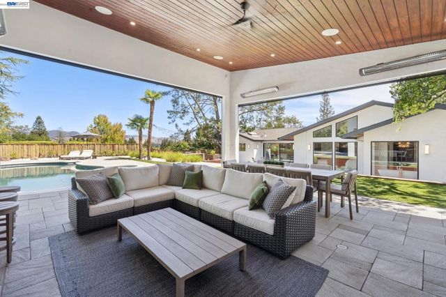 222 Remington Loop, Danville, CA 94526