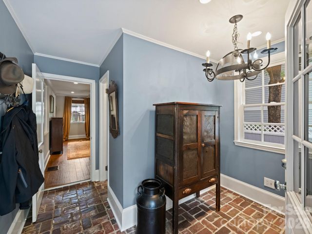 2126 Cumberland Avenue, Charlotte, NC 28203