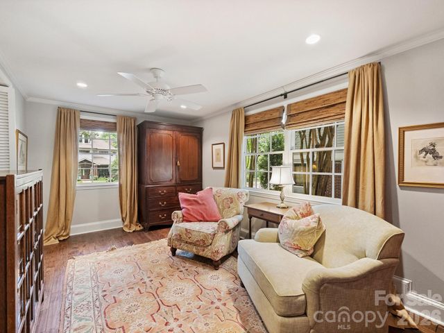 2126 Cumberland Avenue, Charlotte, NC 28203