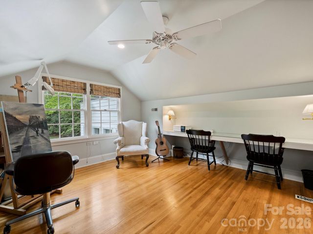 2126 Cumberland Avenue, Charlotte, NC 28203