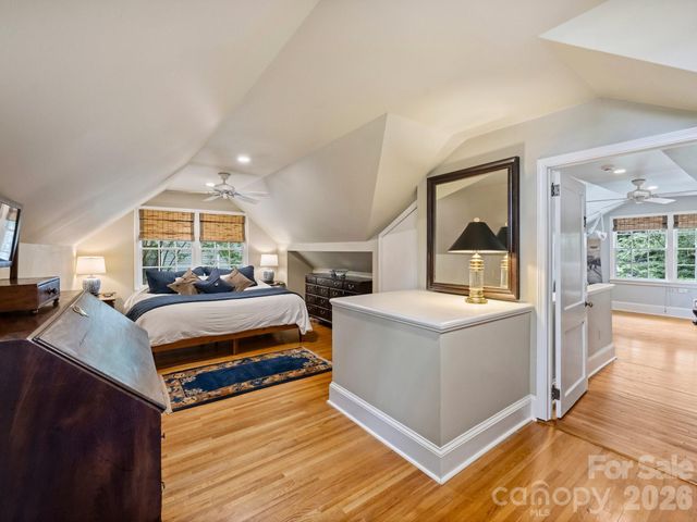 2126 Cumberland Avenue, Charlotte, NC 28203