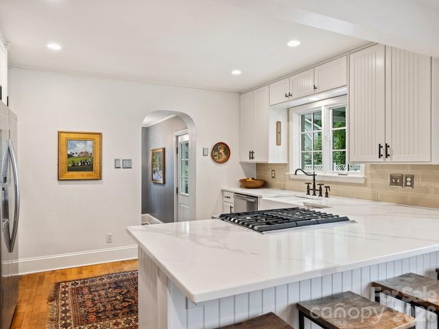 2126 Cumberland Avenue, Charlotte, NC 28203