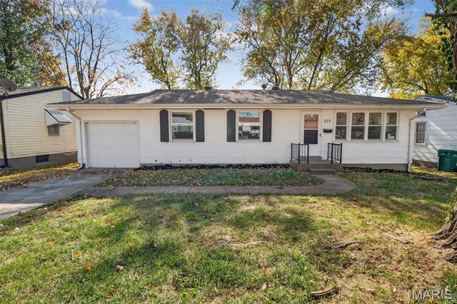 614 Ludlow Drive, St Louis, MO 63137