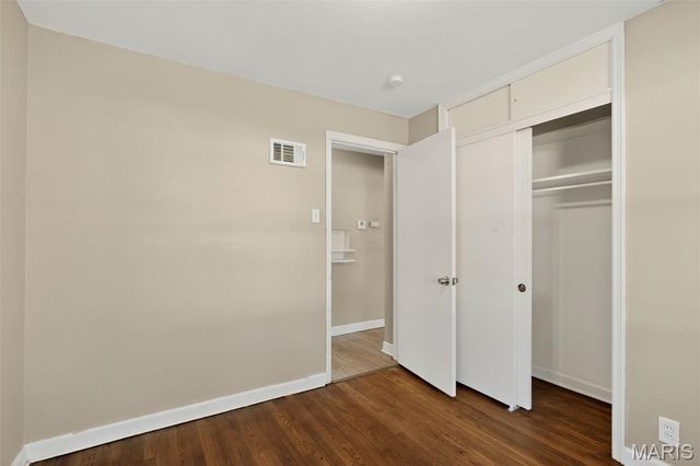 614 Ludlow Drive, St Louis, MO 63137