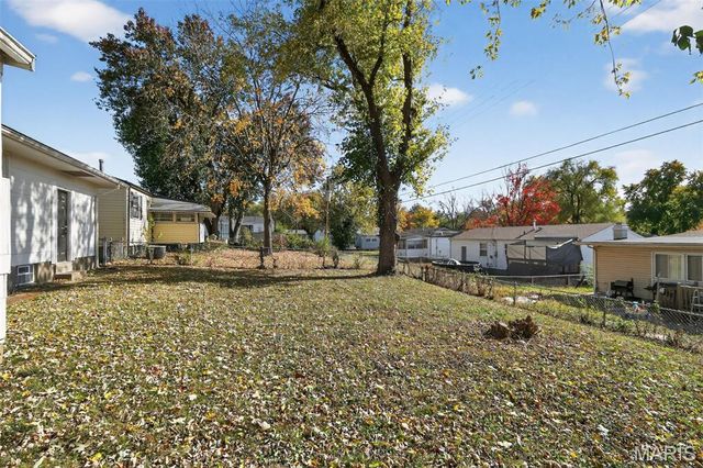 614 Ludlow Drive, St Louis, MO 63137