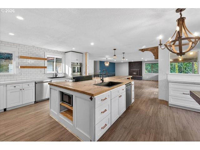 33320 Se FRANCIS Rd, Gresham, OR 97080